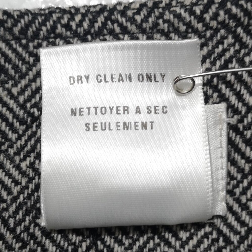 Cleo Petites Ladies Size 12 Black & Grey Herringbone Made in Canada A-line Skirt - Picture 6 of 11